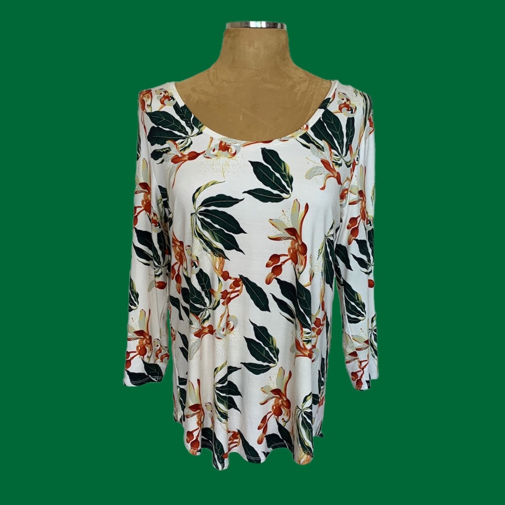 Chelsea & Theodore Floral Print Top - White, Green, Red